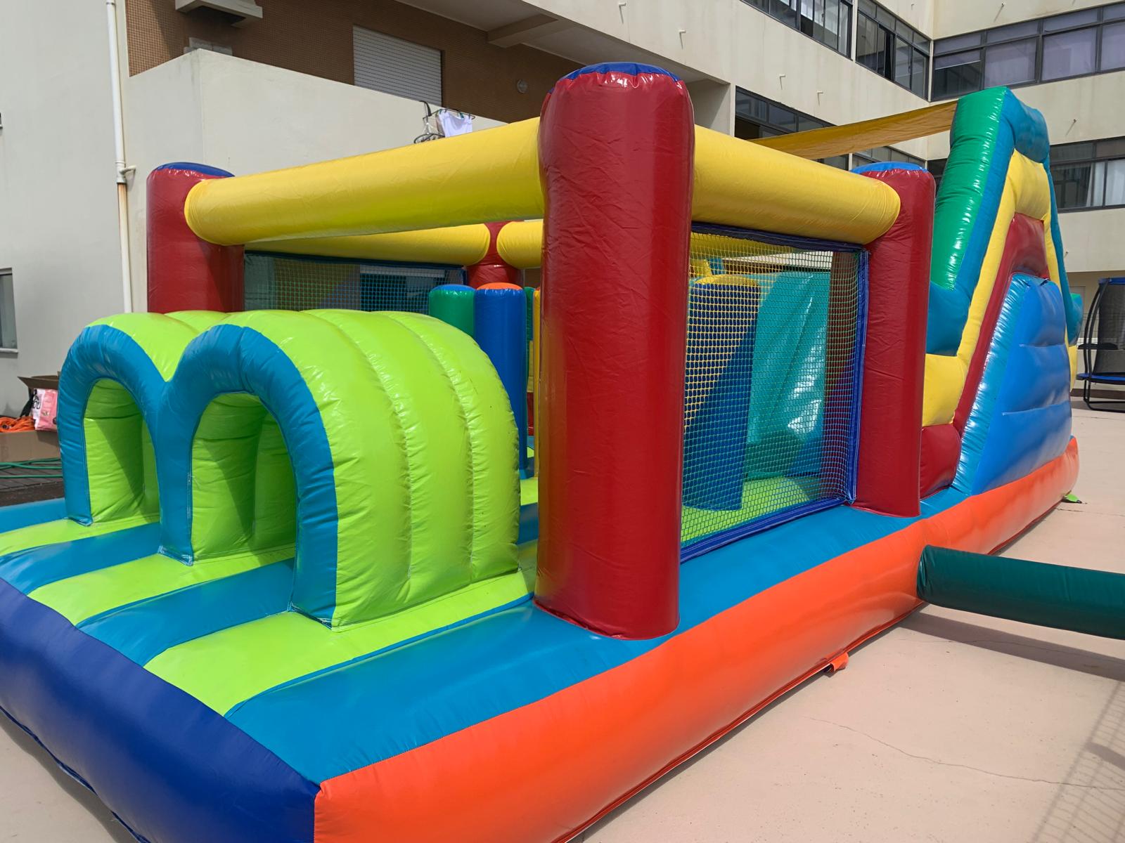 Insuflável de obstáculos